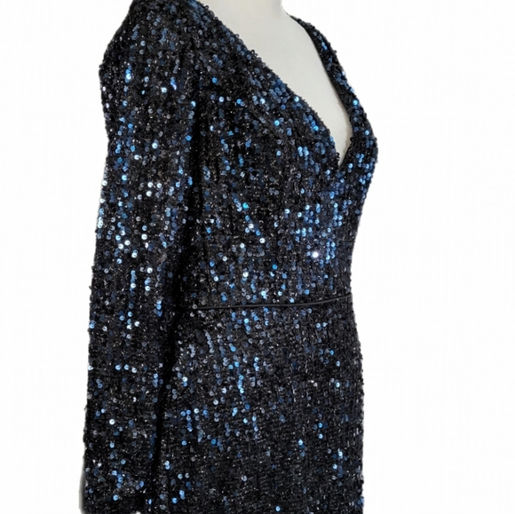 NWT Ieena for Mac Duggal 26445 Long Sleeve Sequin Gown in Midnight Sz 4 - Picture 3 of 13